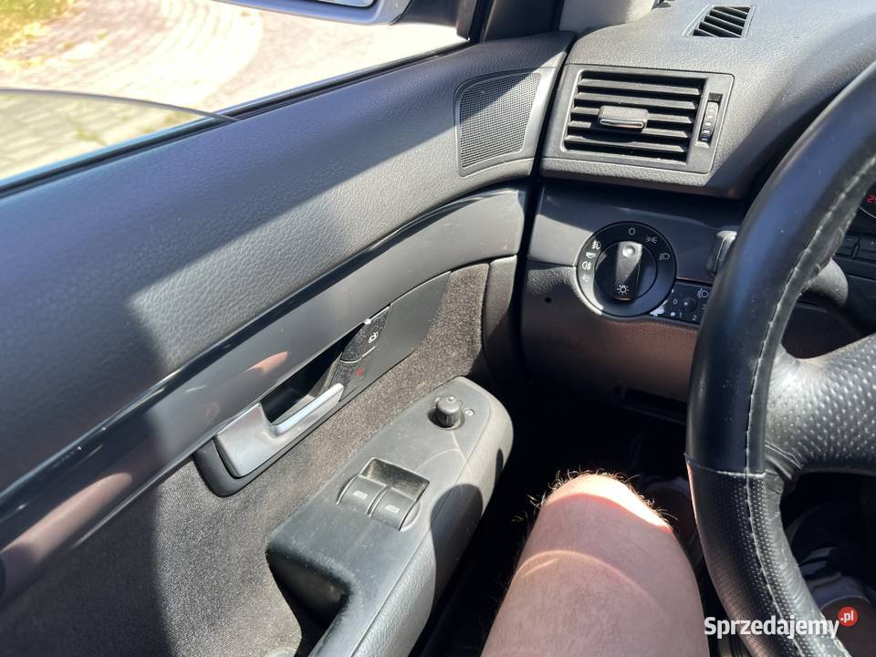Sprzedam samochód Audi A4 B6 Diesel Klima Alu Rogów Opolski