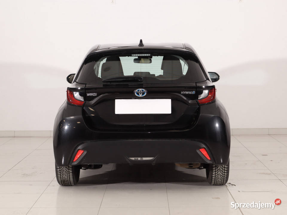 Toyota Yaris 15 VVTi Hybrid kamera cofania