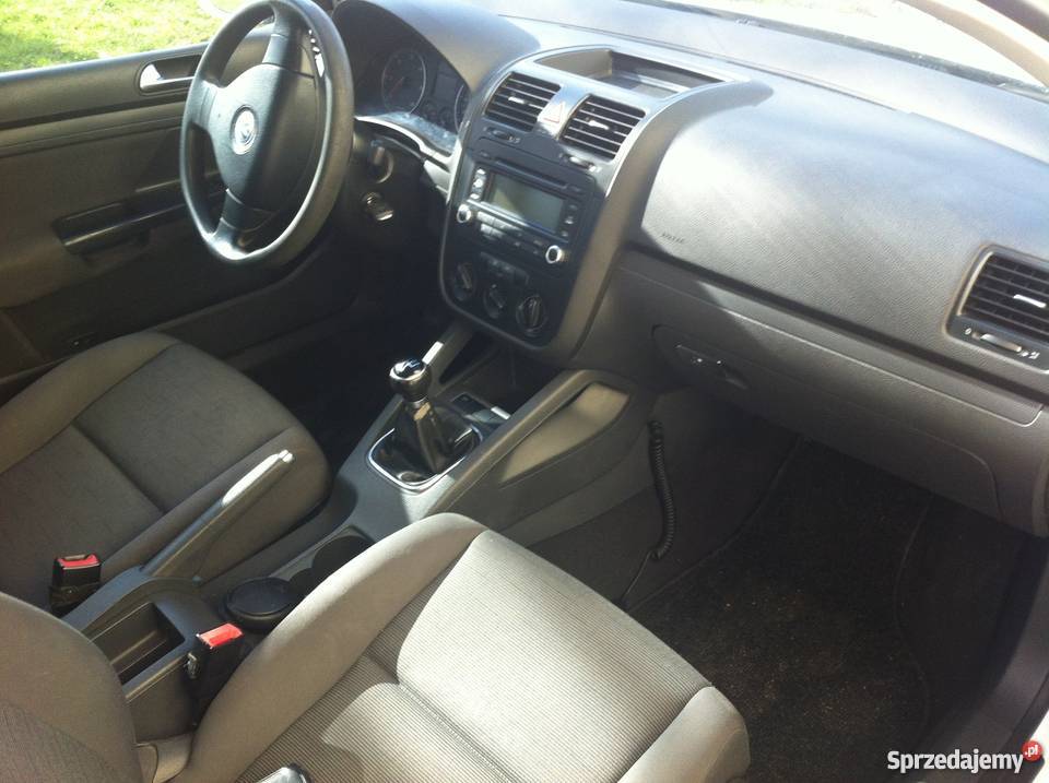 Volkswagen GOLF V 19 TDI 105 diesel Izdebnik