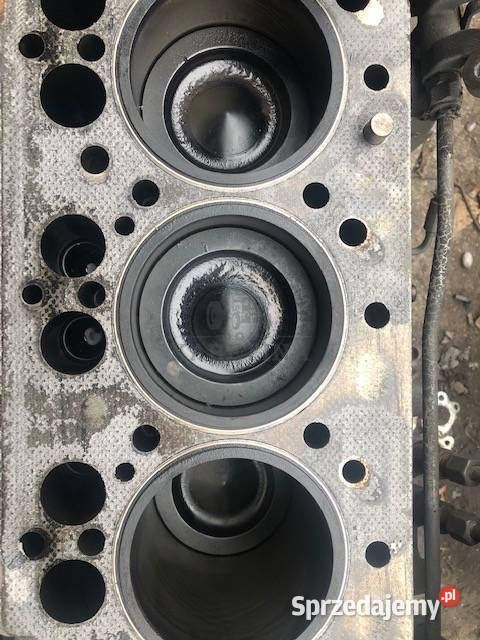 Massey Ferguson 7485 Silnik sisu 66CTA Blok Jastrzębniki