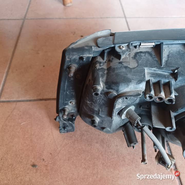 LEWY REFLEKTOR lampa NISSAN BLUEBIRD osobowe Rakoniewice