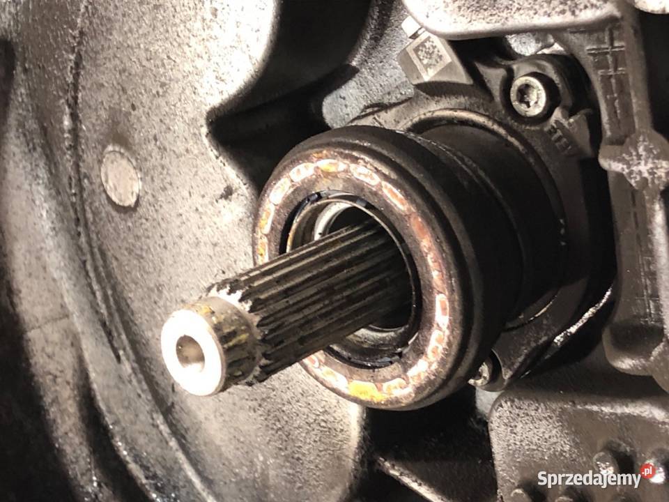 SKRZYNIA BIEGÓW OPEL ASTRA J B16DTH 16 136 1015 osobowe