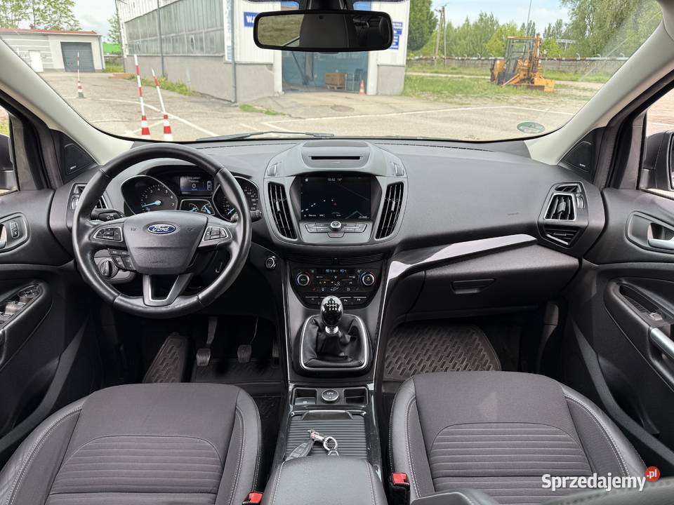 Ford Kuga 15 BENZYNA Klimatronik Nawigacja Konin