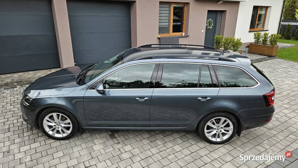 Skoda Octavia Kombi 15 TSI 150 manual pierwszy Kopanka