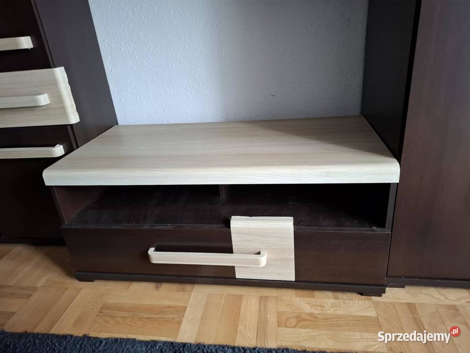 Sprzedam meblościankę z podświetleniem LED sprzedam