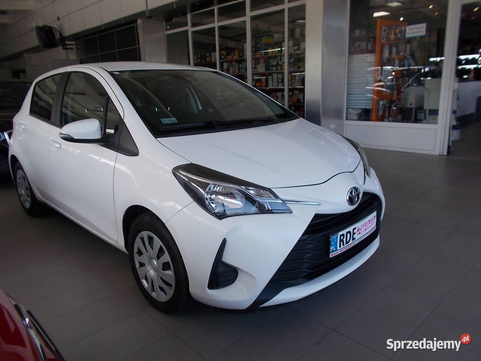 TOYOTA YARIS 15 benzynasalon Polska Dębica