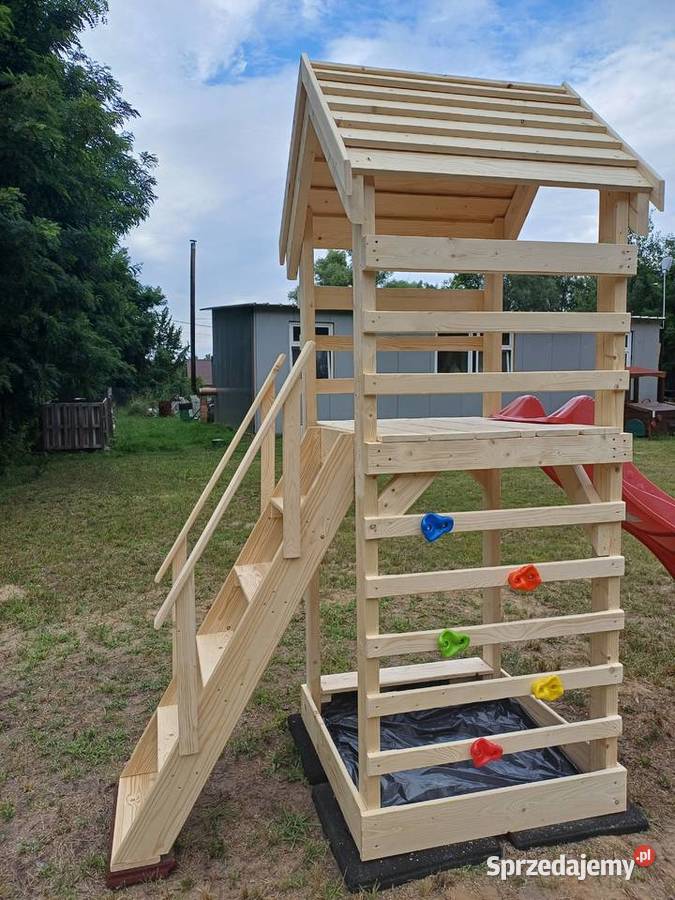 Plac zabaw NELA Domek Piaskownica Ślizg TABLICA mazowieckie Płock