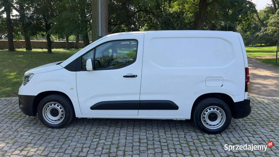Opel Combo 15diesel Nowy nieuszkodzony