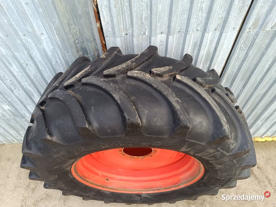 CLAAS AXION 840 CMATIC A09 Felga DW20BX42 Opona Opony rolnicze