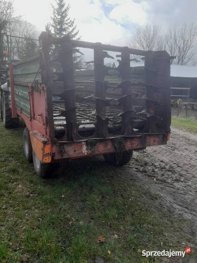 Rozrzutnik obornika Warfama N218 Pstrokonie