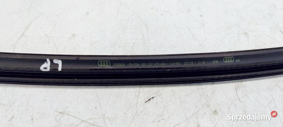 USZCZELKA DRZWI SZYBY LEWA PRAWA AUDI A3 Karoseria Przystajń