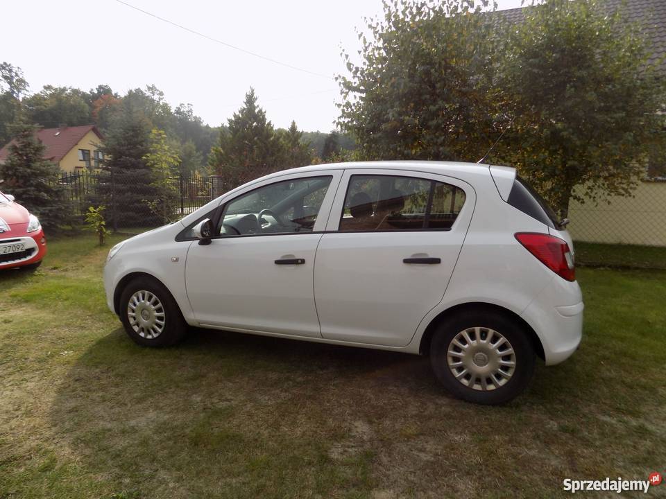 Opel Corsa d 13 cdti zadbana mały przebieg pierwszy właściciel świętokrzyskie Sędziszów sprzedam