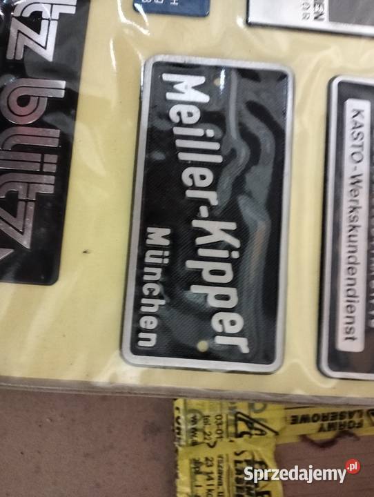 Emblemat MellerKippet Błonie