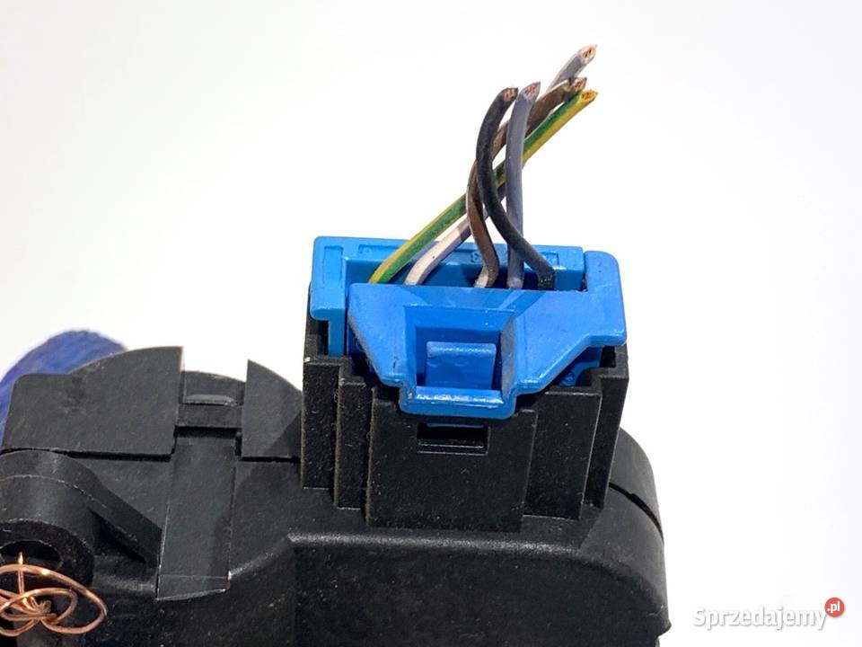 SILNIK NAGRZEWNICY VW 0132801363 PASSAT B6 0510