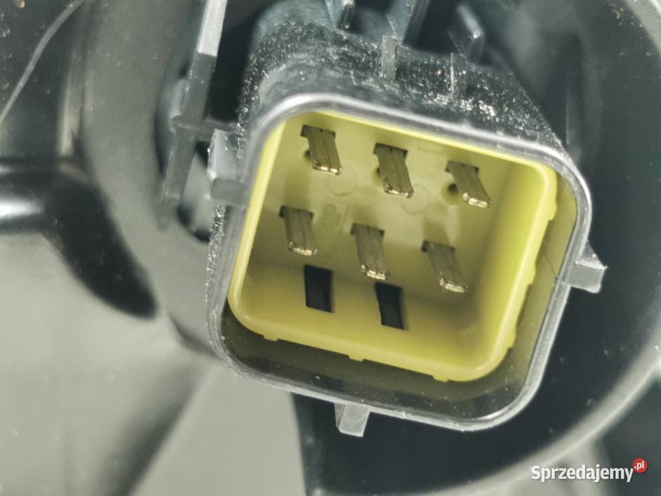 LAMPA LEWY PRZÓD TOYOTA AVENSIS 2003 NOWA BOSCH sprzedam