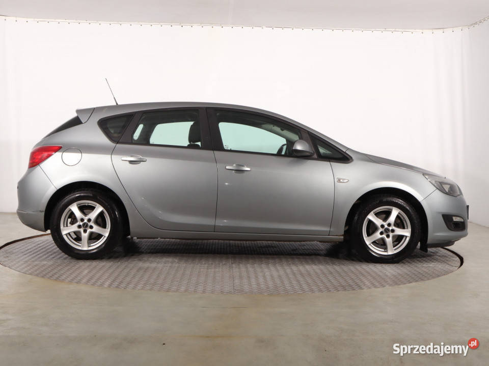 Opel Astra 14 T Katowice