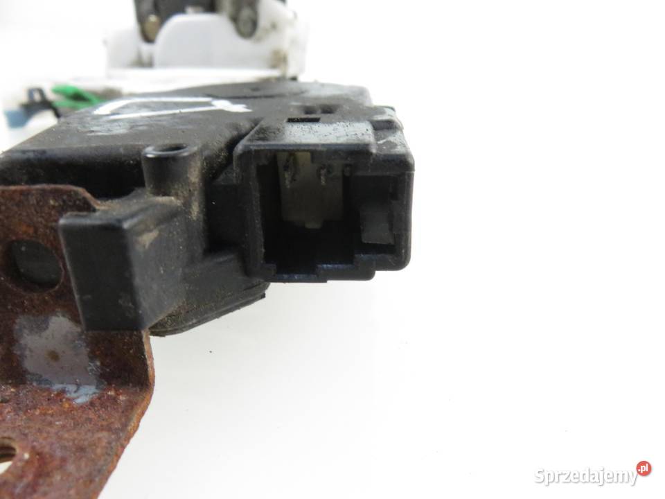 ZAMEK LEWY TYLNY SUBARU FORESTER