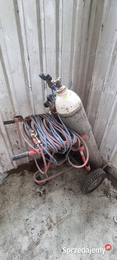 TOTALNA WYPRZEDAŻ FABRYCE JACHTÓW I WANIEN