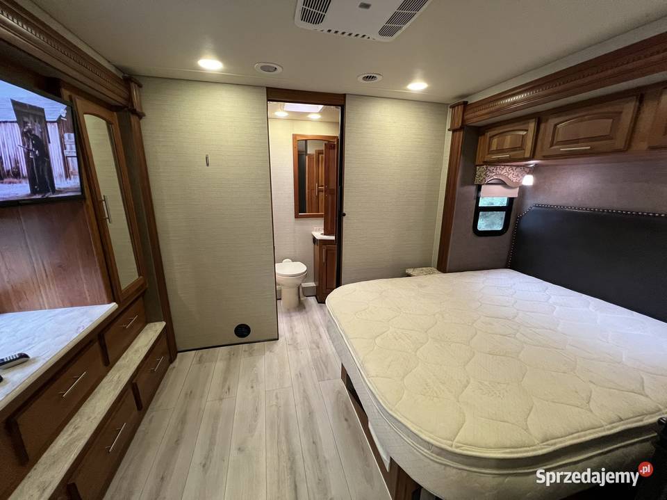 Kamper amerykański Jayco Precept 36T 2017 Ford Marki sprzedam