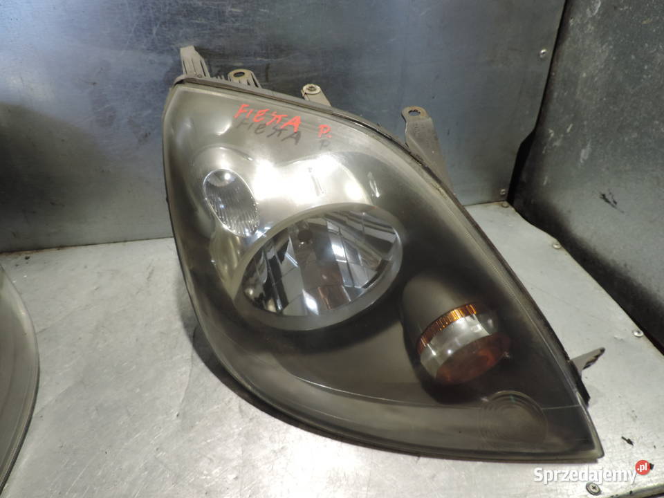 FORD FIESTA MK6 LIFT REFLEKTOR LAMPA PRAWY PRZÓD Nowy Sącz