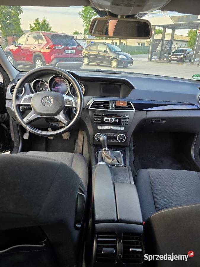 Mercedes c180 22 diesel 2012 elektrycznie ustawiane fotele