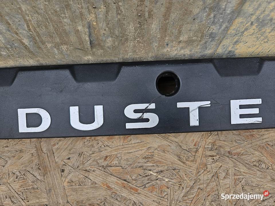 DACIA DUSTER I BLENDA LISTWA KLAPY BAGAŻNIKA TYŁ sprzedam