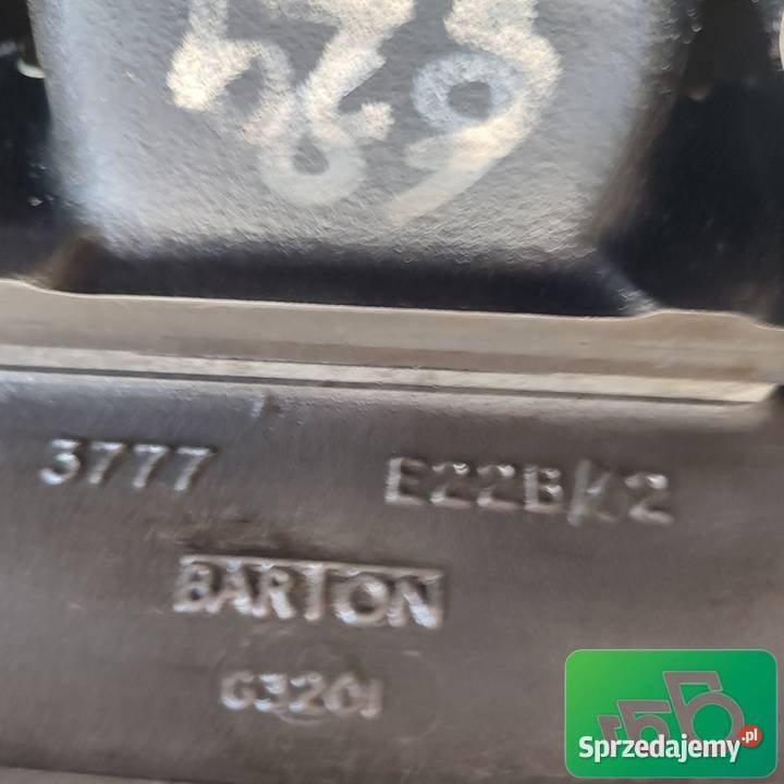 Głowica silnika PERKINS 1004 3712H04A9 Manitou Wilkowo