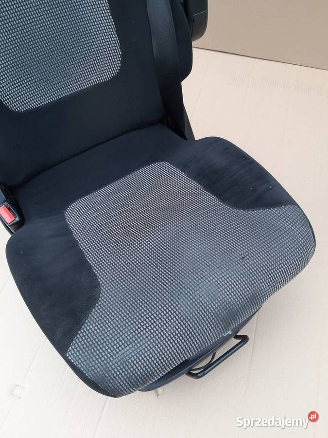 MAN TGX EURO 6 FOTEL KIEROWNY LEWY osobowe