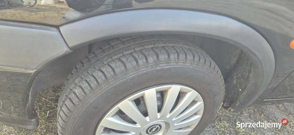 Opel Corsa manualna Pionki