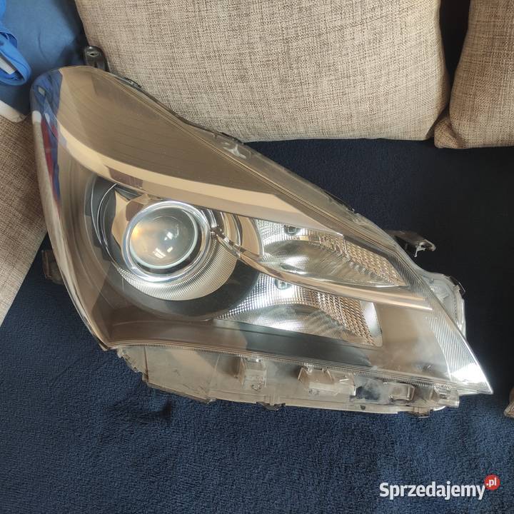 Toyota Yaris 3 lift lampa przednia lewa i prawa osobowe Kraków