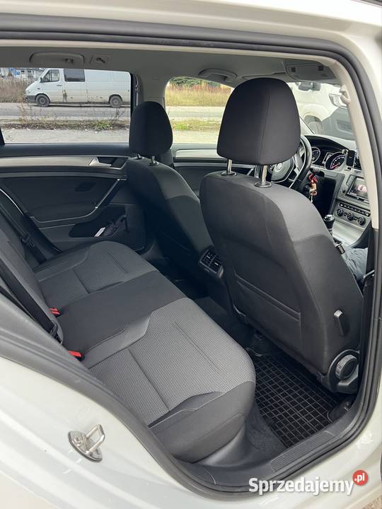 Vw Golf 7 16 TDI 2017r 252 nalotu Golf Motoryzacja Piaseczno sprzedam
