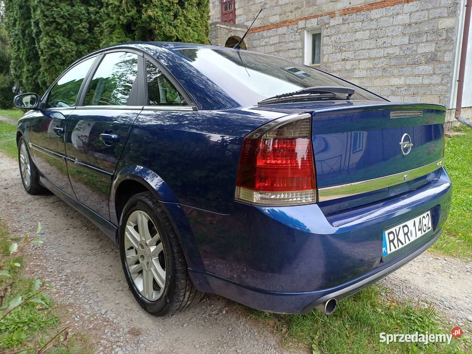 Opel Vectra GTS 2003 Rok produkcji 2003 podkarpackie sprzedam