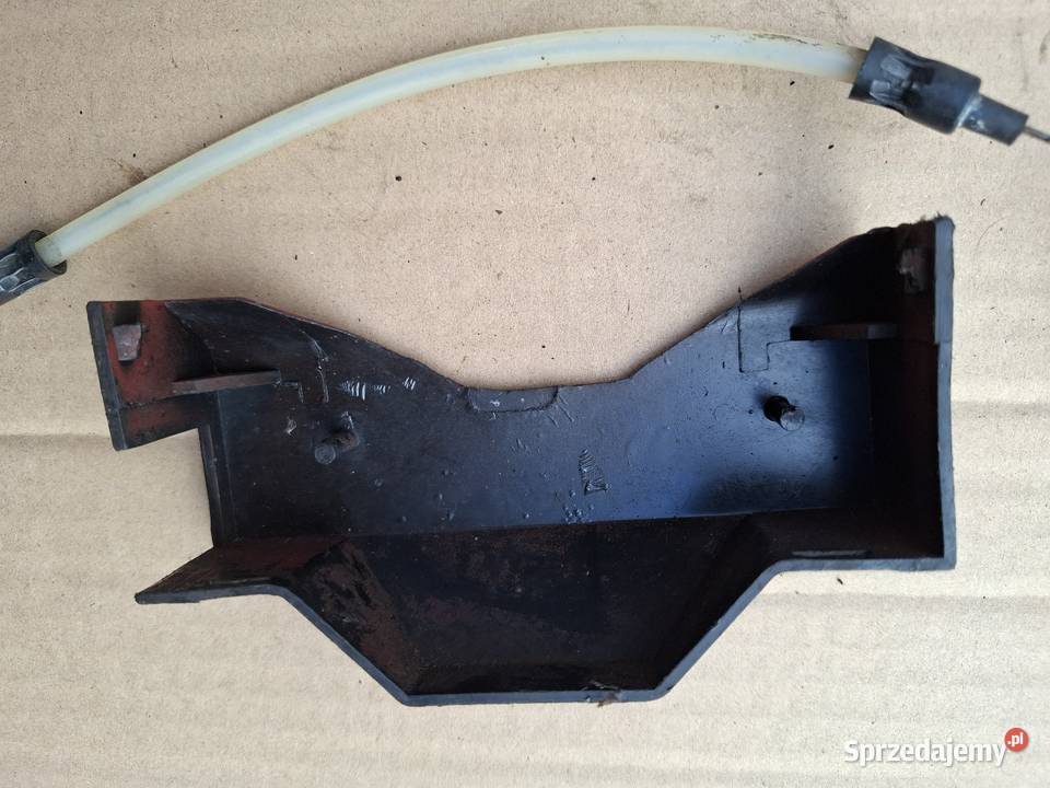 Dźwignia i zamek pokrywy bagażnika maski Fiat Strzelce Opolskie