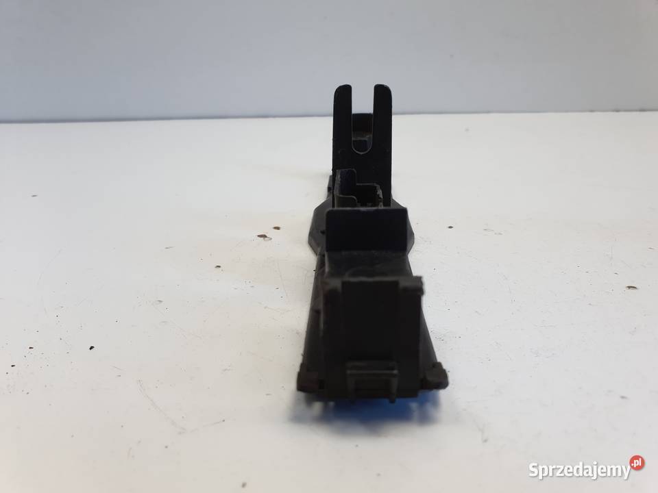 Nissan Micra K12 LEWY WKŁAD LAMPY lewy tył Janów