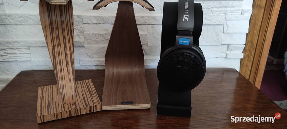 Stojak na słuchawki Pszczyna