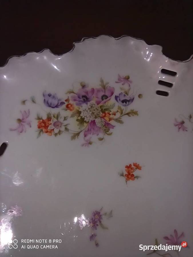 Secesyjna patera z białej porcelany Kwiatuszki pomorskie Gdańsk sprzedam