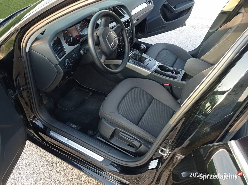 Audi A4 B8 kombi 20 16v TDI CR 368 bezwypadkowy Raszyn
