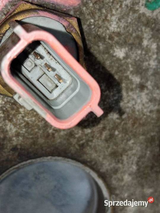 GŁOWICA KOMPLETNA 16 8V Dacia Logan I 20042012 świętokrzyskie