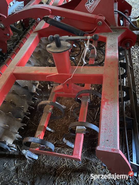 Agregat uprawowo siewny Kalinówka Królewska sprzedam