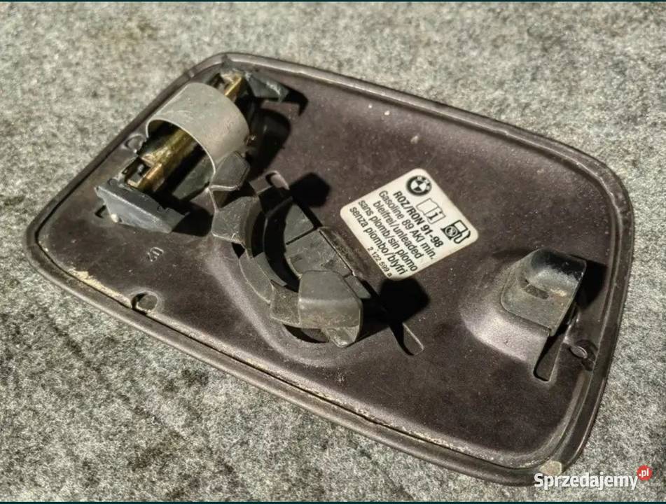 Klapka wlewu paliwa BMW E38 Navarraviolett sprzedam