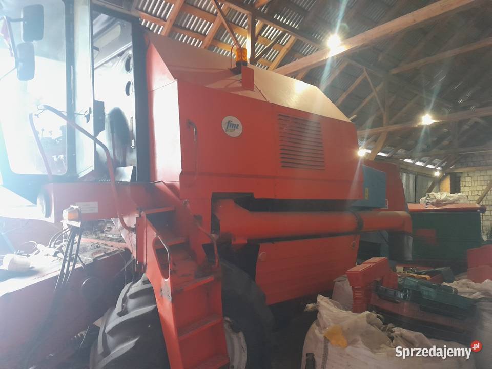 Kombajn zbożowy bizon z058