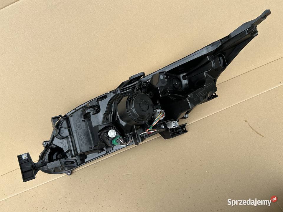 MITSUBISHI ECLIPSE CROSS W3153 Reflektor Lampa Bolesławiec