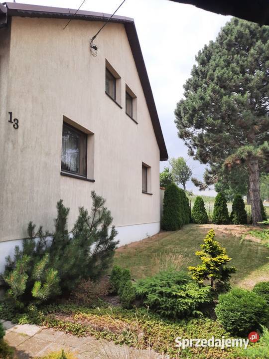 Dom wolnostojący w Gniewkowicach koło Kietrza opolskie Chróścielów