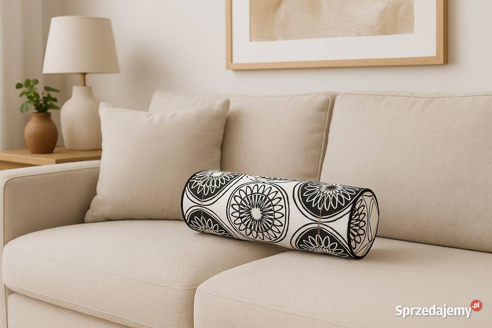 Poduszka Dekoracyjna Pluszowa Wałek Dekoracyjny Kazimierz Biskupi