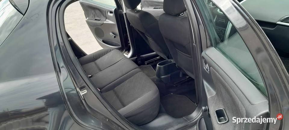 Peugeot 207 14 Benzyna przebieg 180 klima Gostynin