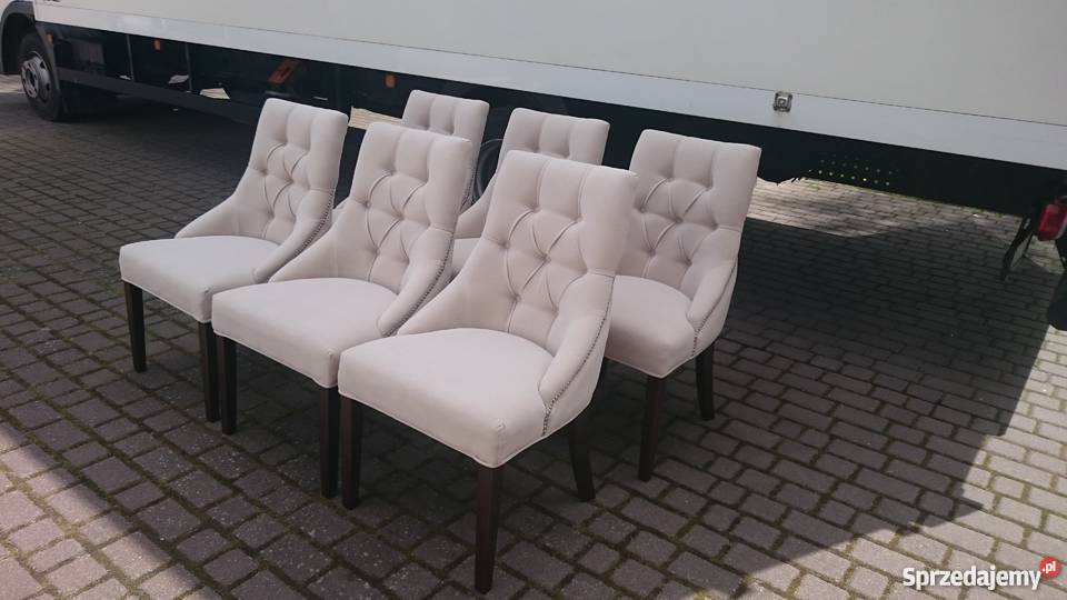 Krzesło do jadalni salonu pikowane chesterfield
