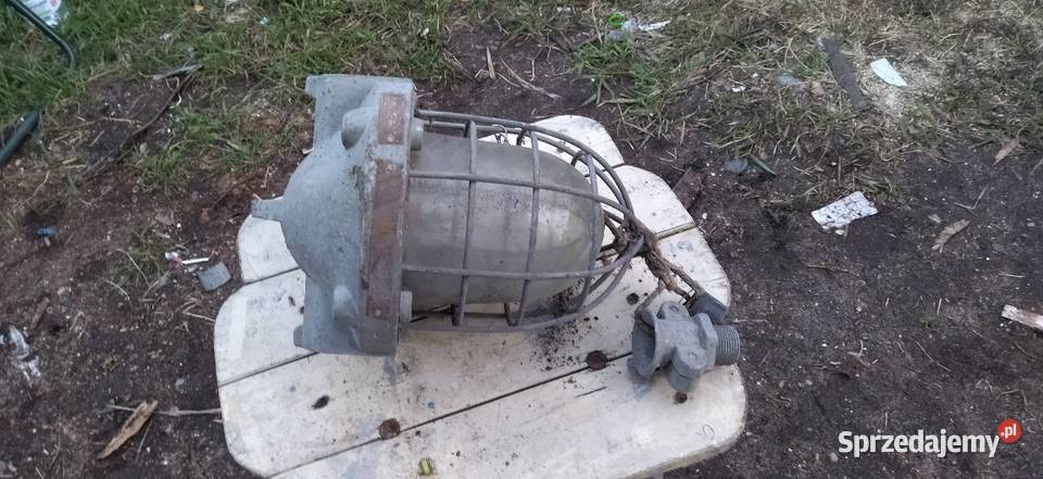 Lampa przemysłowa retro