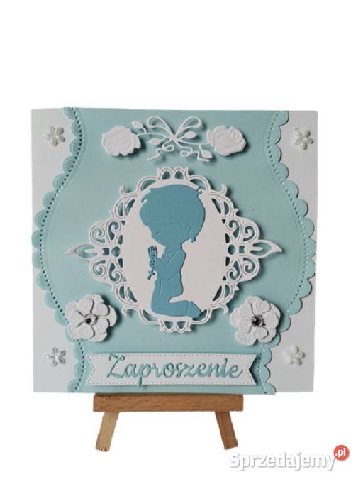 ZAPROSZENIA KOMUNIA CHŁOPIEC KLĘCZĄCY W RAMCE Z Poznań