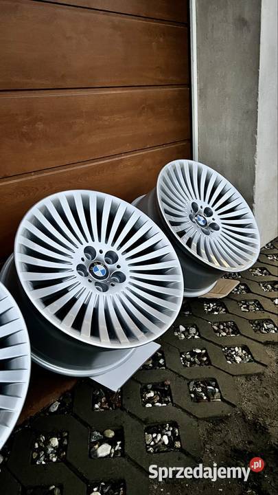 Oryginalne felgi BMW Styling 176 19 9J 10J ET24 aluminiowe