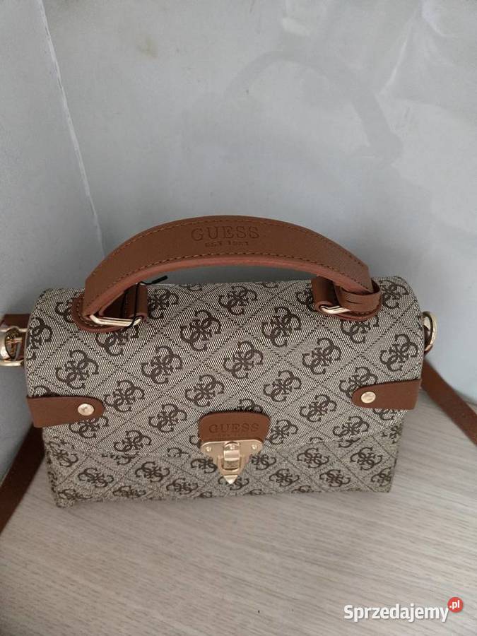 Torebka guess Nowa logowana Na ramię
